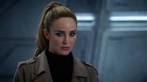 dc legends of tomorrow sara|sara lance earth prime.